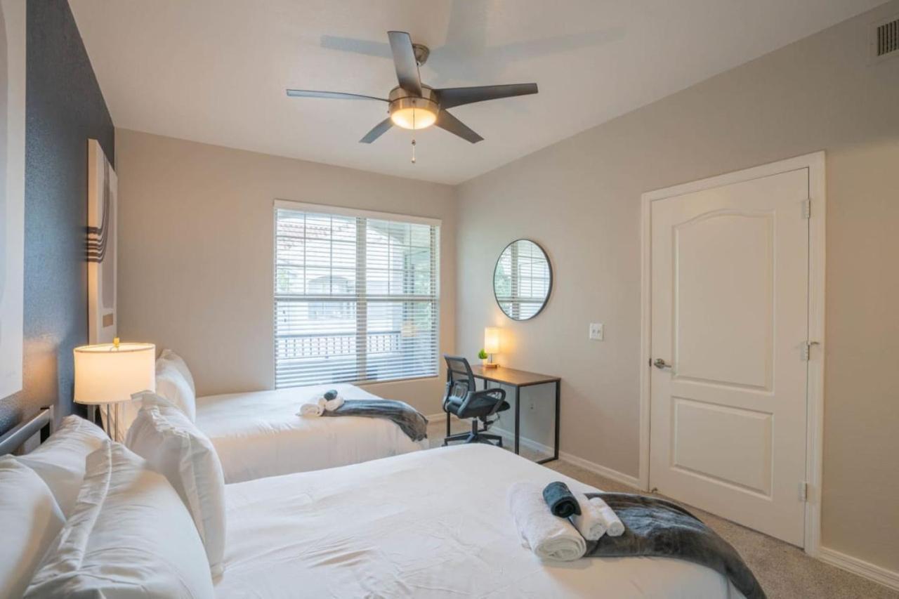 Posh 2Bd - Midtown - Gym, Pool, W-D, Parking - Sleeps 8 Appartement Phoenix Buitenkant foto